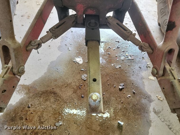 image for item KS9248 International Farmall 666  tractor