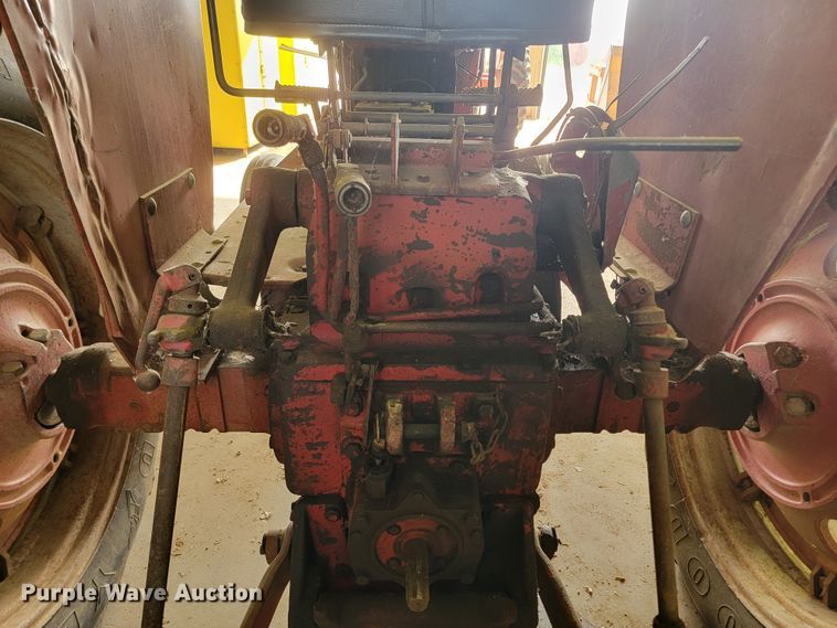 image for item KS9248 International Farmall 666  tractor