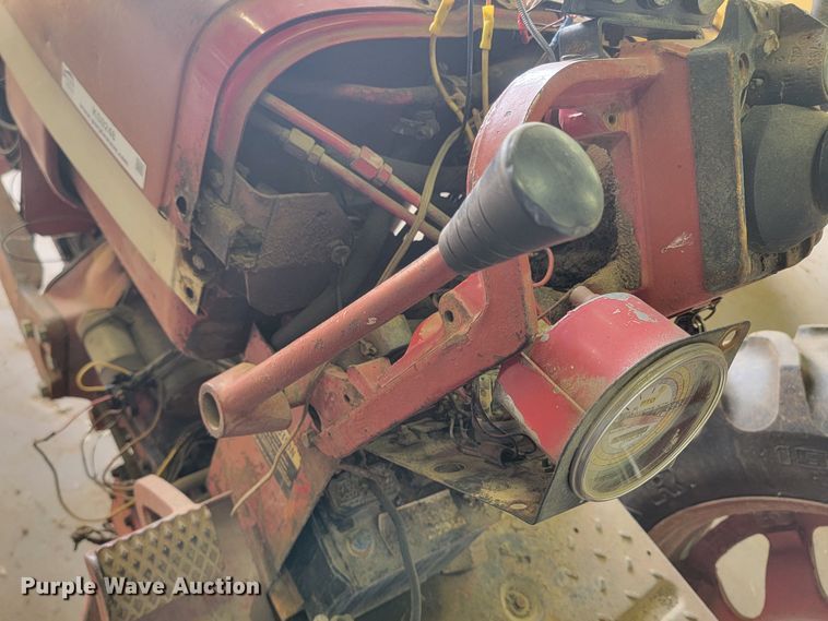 image for item KS9248 International Farmall 666  tractor