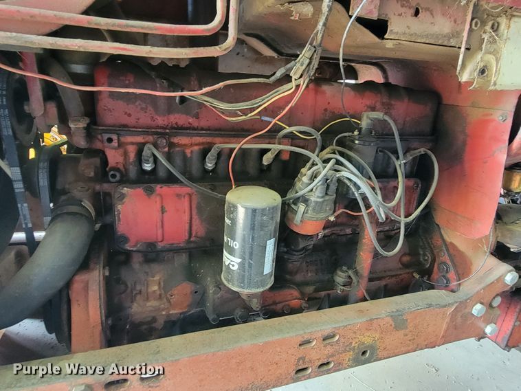 image for item KS9248 International Farmall 666  tractor