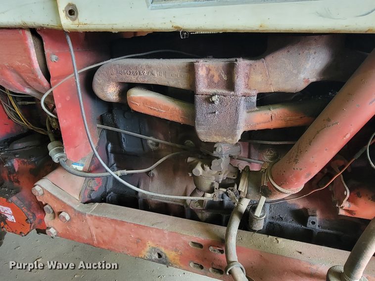 image for item KS9248 International Farmall 666  tractor