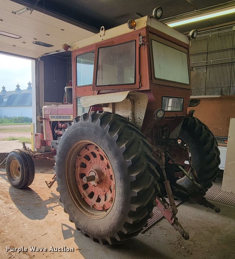 image for item KS9249 International Farmall 1206  tractor