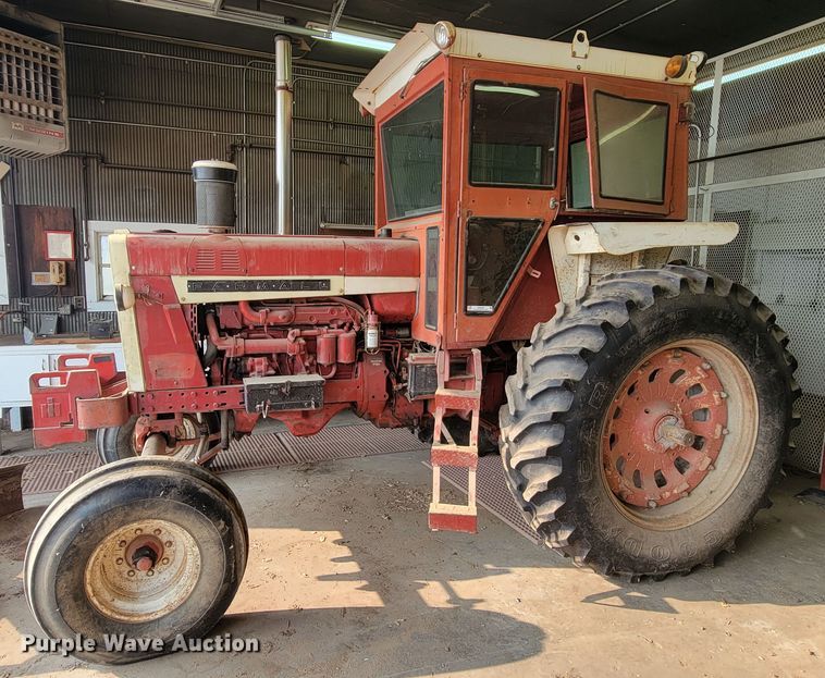 image for item KS9249 International Farmall 1206  tractor