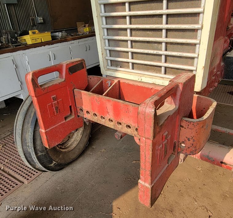 image for item KS9249 International Farmall 1206  tractor