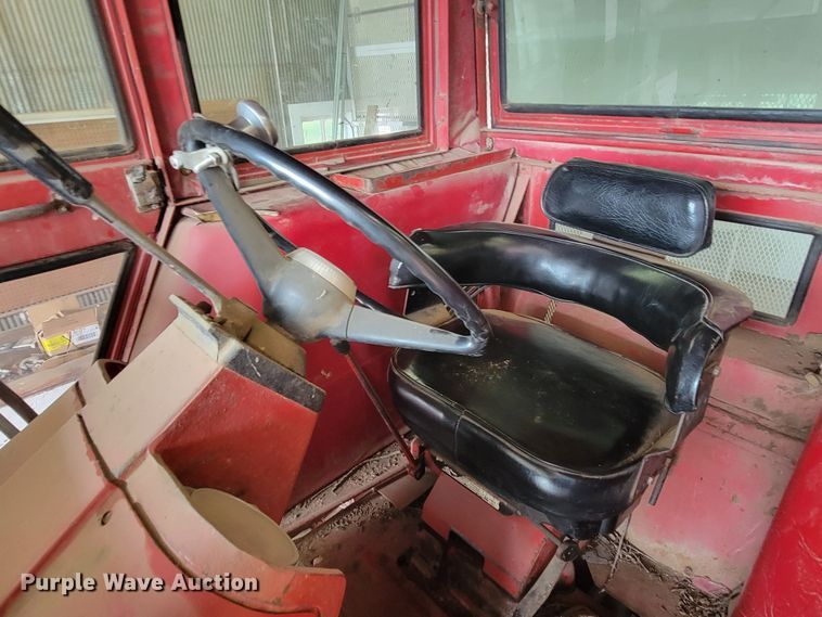 image for item KS9249 International Farmall 1206  tractor