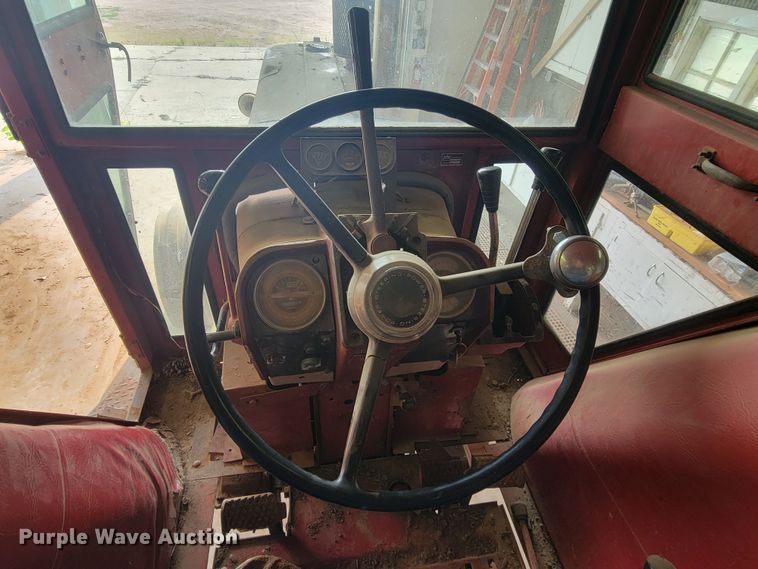 image for item KS9249 International Farmall 1206  tractor