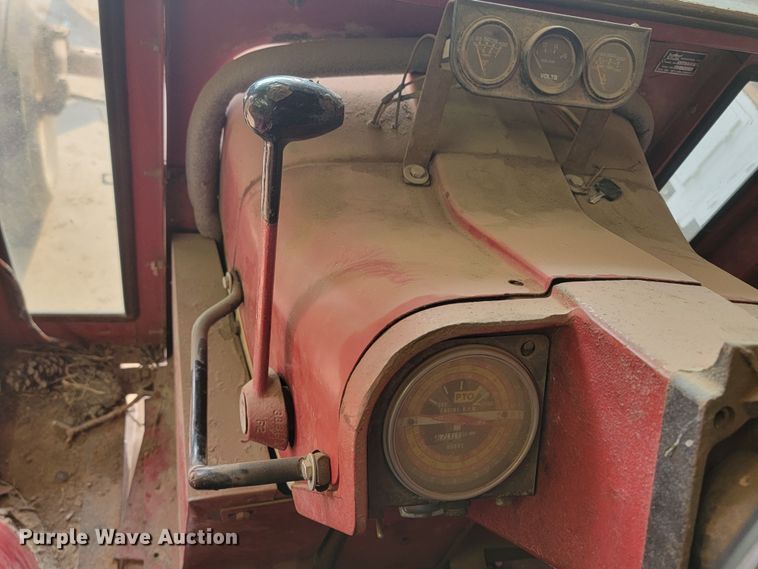 image for item KS9249 International Farmall 1206  tractor