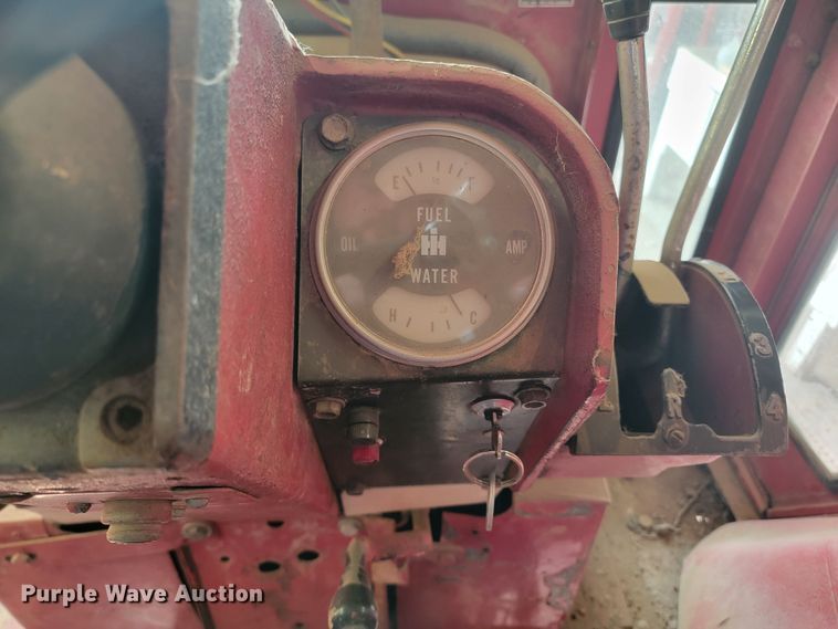 image for item KS9249 International Farmall 1206  tractor