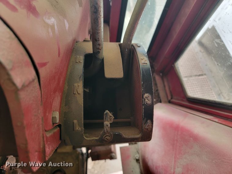 image for item KS9249 International Farmall 1206  tractor