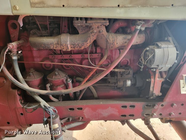 image for item KS9249 International Farmall 1206  tractor