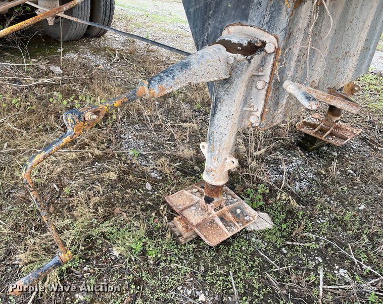 image for item LB9349 1950 Hiel  Tank trailer