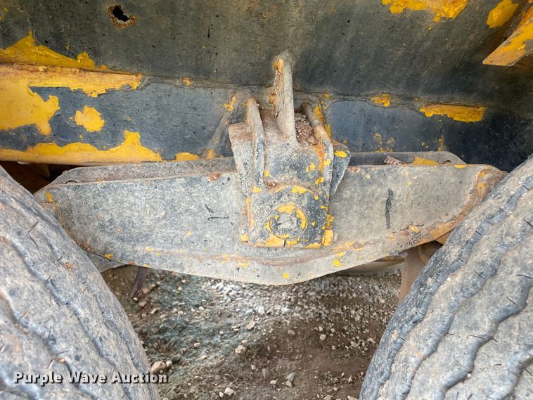 image for item LB9349 1950 Hiel  Tank trailer