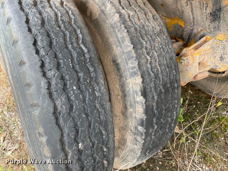 image for item LB9349 1950 Hiel  Tank trailer