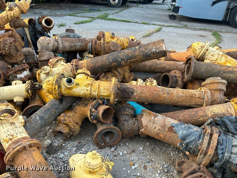 image for item LE9597 Fire hydrants