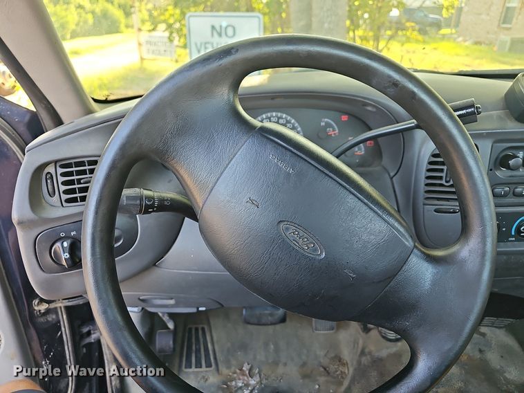 image for item LE9721 1999 Ford F150  pickup truck