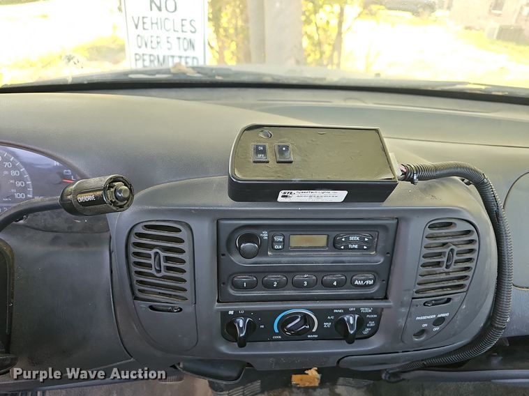 image for item LE9721 1999 Ford F150  pickup truck