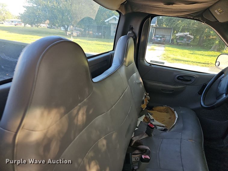 image for item LE9721 1999 Ford F150  pickup truck