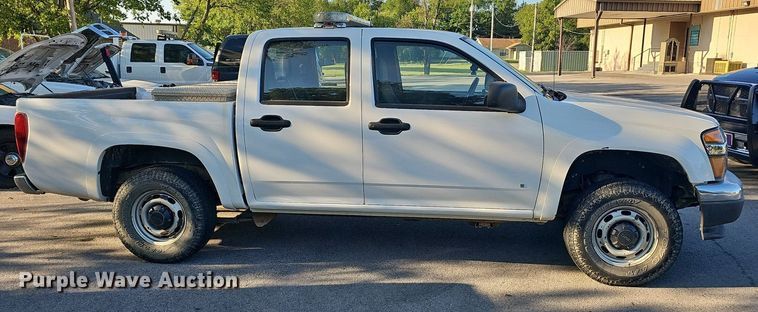 image for item LE9722 2008 GMC Canyon  Crew Cab pickup truck