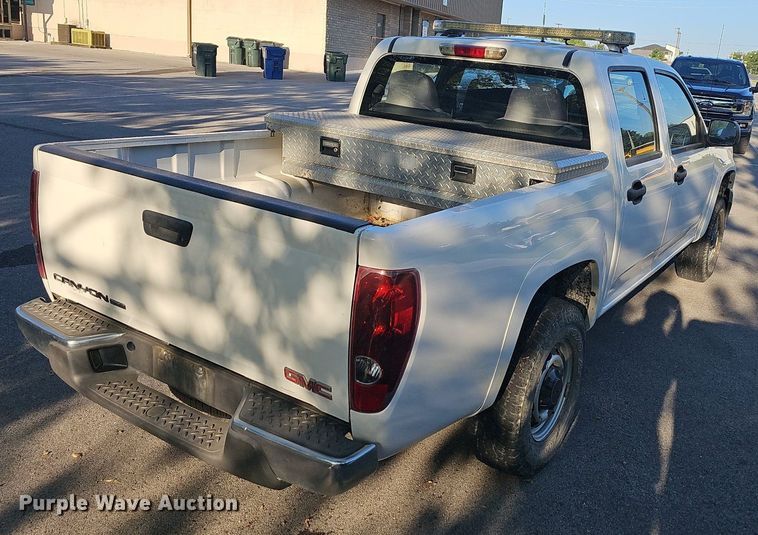 image for item LE9722 2008 GMC Canyon  Crew Cab pickup truck