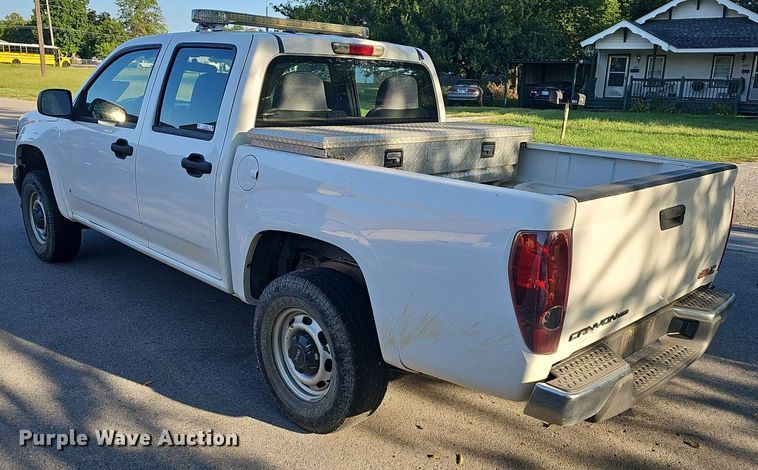 image for item LE9722 2008 GMC Canyon  Crew Cab pickup truck