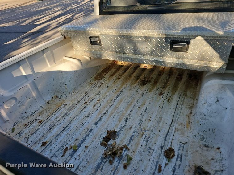 image for item LE9722 2008 GMC Canyon  Crew Cab pickup truck