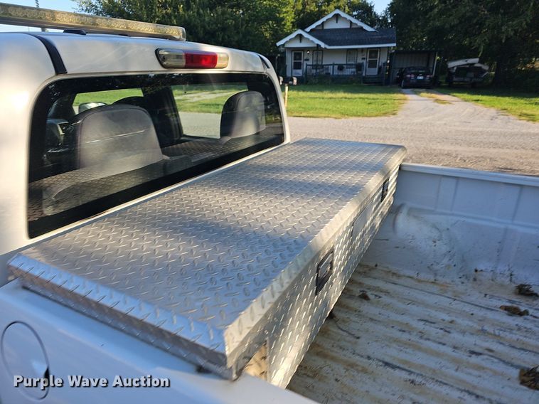 image for item LE9722 2008 GMC Canyon  Crew Cab pickup truck