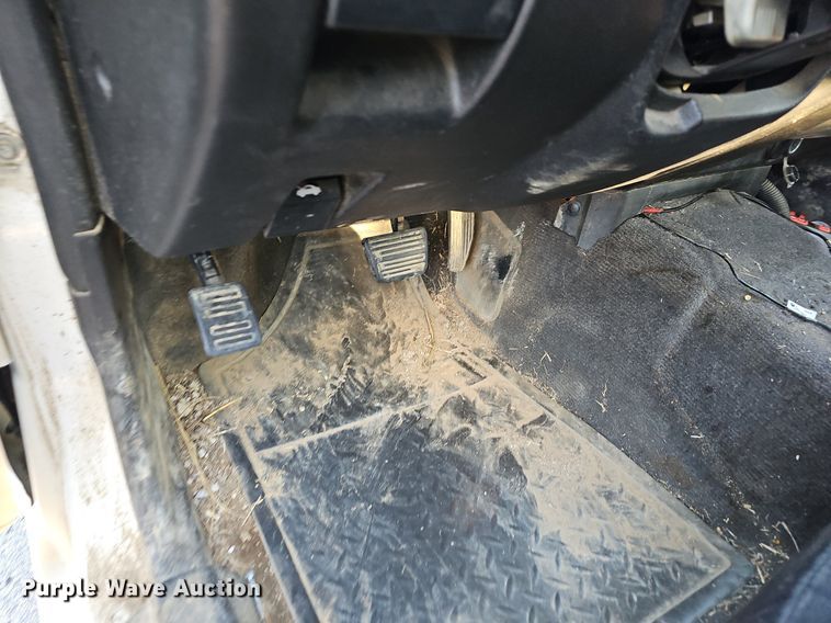 image for item LE9722 2008 GMC Canyon  Crew Cab pickup truck