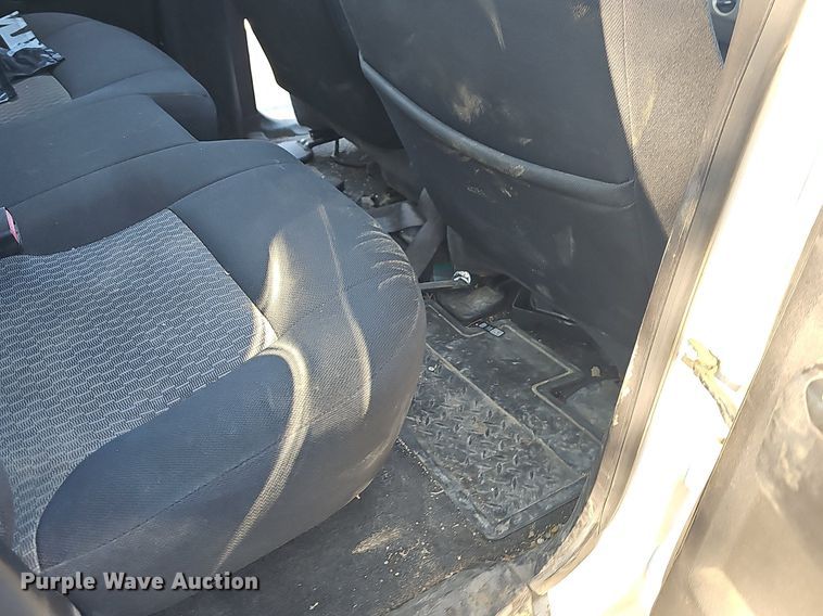 image for item LE9722 2008 GMC Canyon  Crew Cab pickup truck