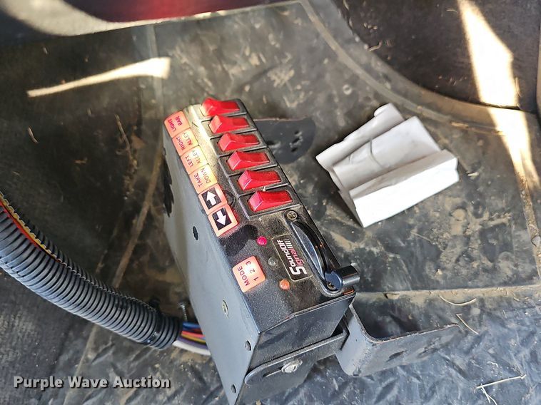 image for item LE9722 2008 GMC Canyon  Crew Cab pickup truck