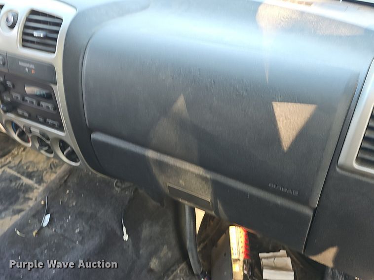 image for item LE9722 2008 GMC Canyon  Crew Cab pickup truck