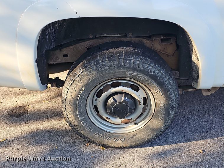 image for item LE9722 2008 GMC Canyon  Crew Cab pickup truck