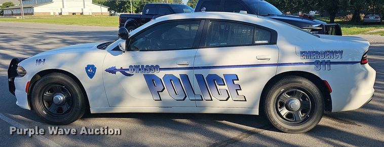 image for item LE9723 2016 Dodge Charger Police