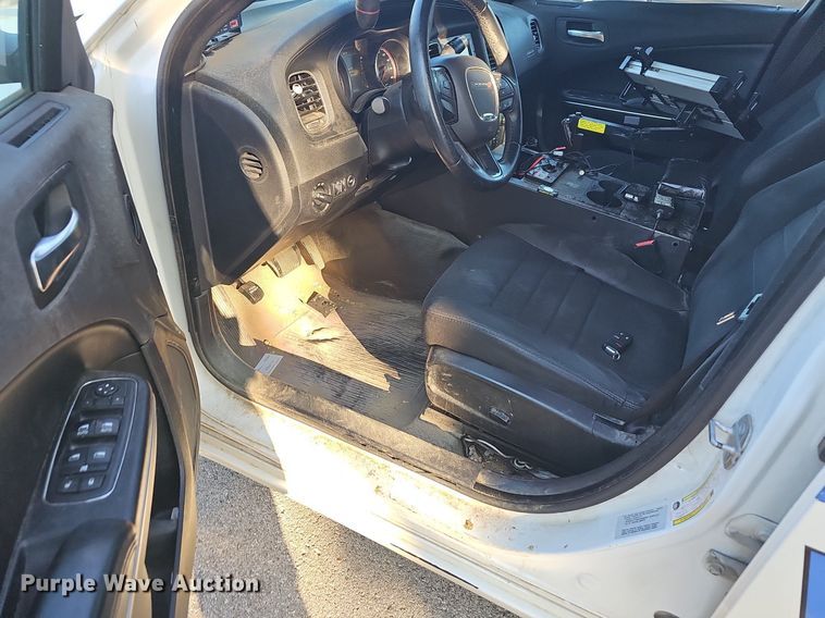 image for item LE9723 2016 Dodge Charger Police