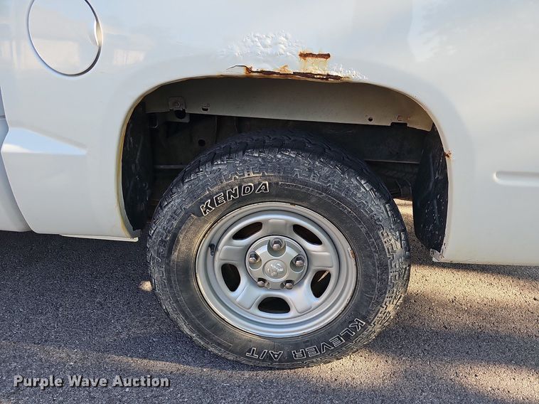 image for item LE9724 2006 Dodge Dakota  Quad Cab pickup truck