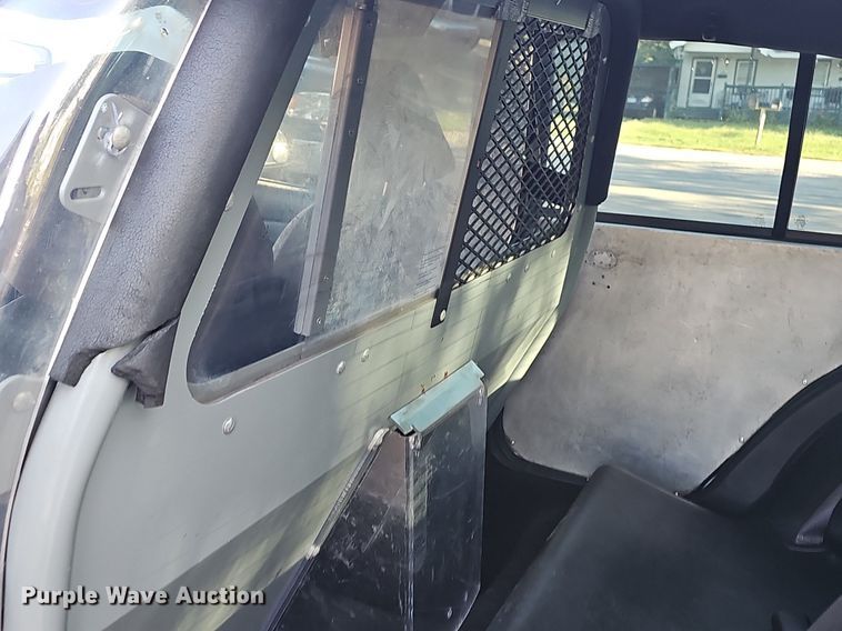 image for item LE9725 2010 Ford Crown Victoria Police Interceptor