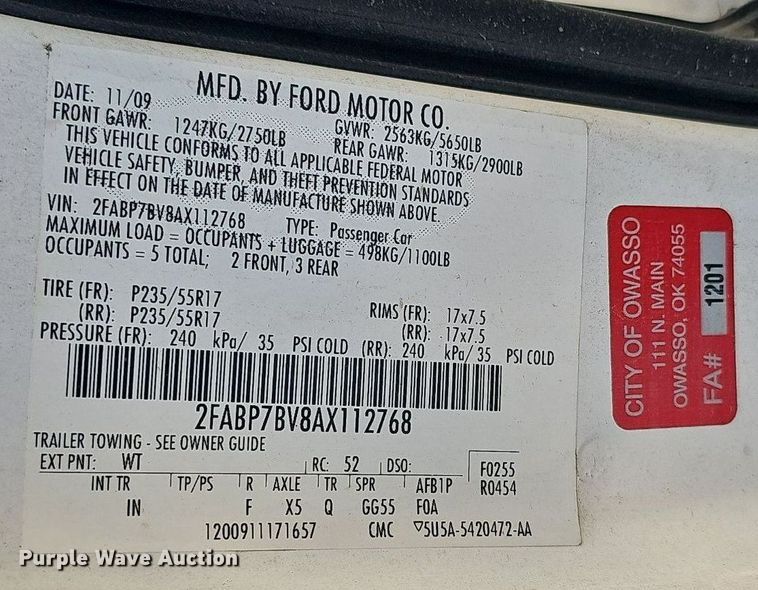 image for item LE9725 2010 Ford Crown Victoria Police Interceptor