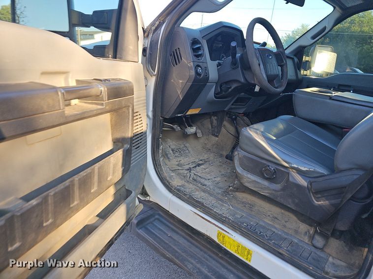 image for item LE9727 2014 Ford F350  Crew Cab utility bed pickup truck