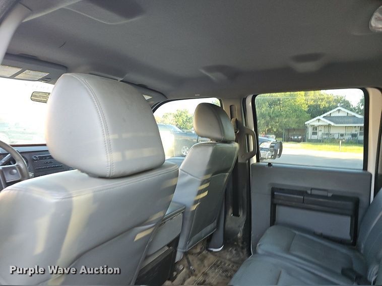 image for item LE9727 2014 Ford F350  Crew Cab utility bed pickup truck