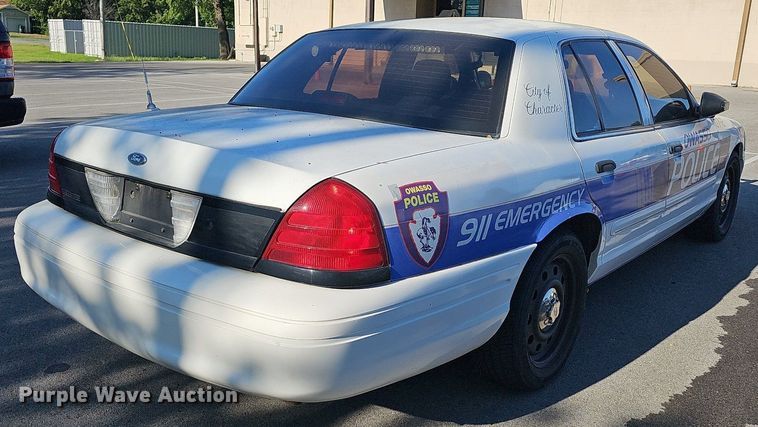image for item LE9728 2007 Ford Crown Victoria Police Interceptor