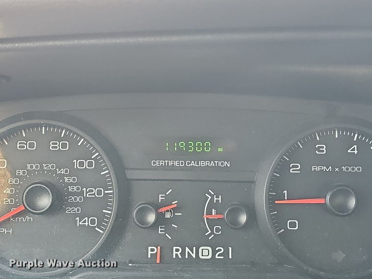 image for item LE9728 2007 Ford Crown Victoria Police Interceptor