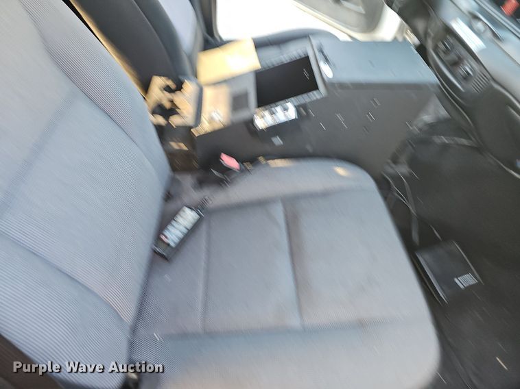 image for item LE9728 2007 Ford Crown Victoria Police Interceptor