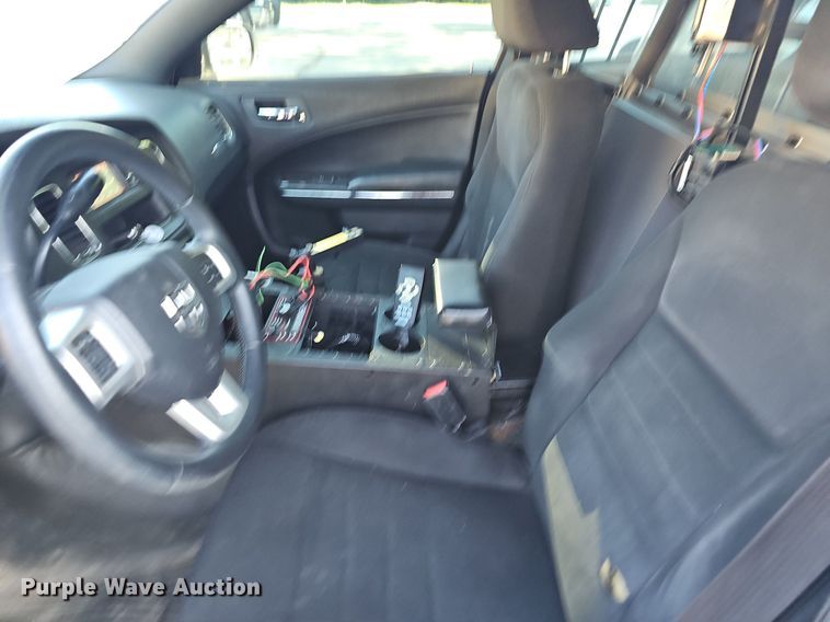 image for item LE9729 2014 Dodge Charger Police