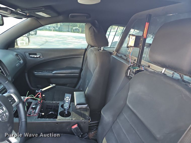 image for item LE9729 2014 Dodge Charger Police