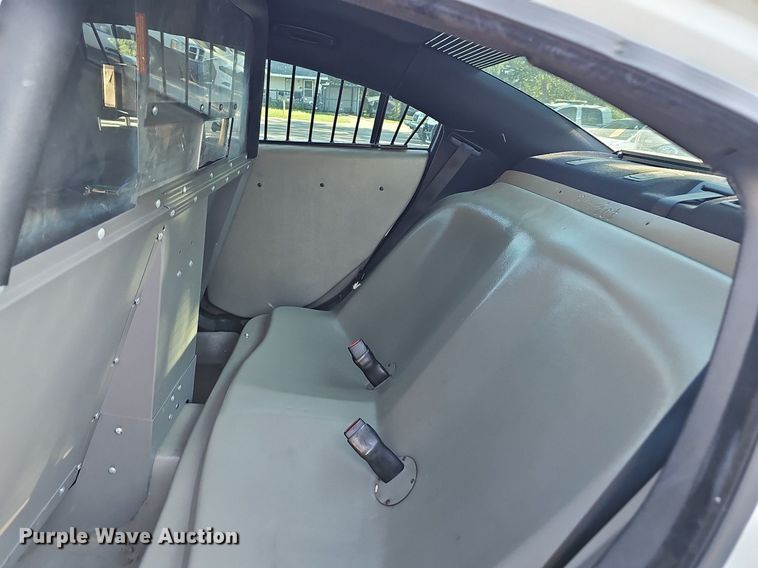 image for item LE9729 2014 Dodge Charger Police