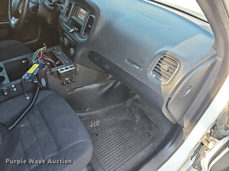 image for item LE9729 2014 Dodge Charger Police