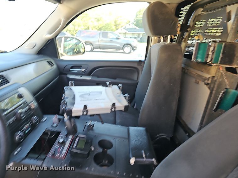 image for item LE9730 2013 Chevrolet Tahoe Police  SUV