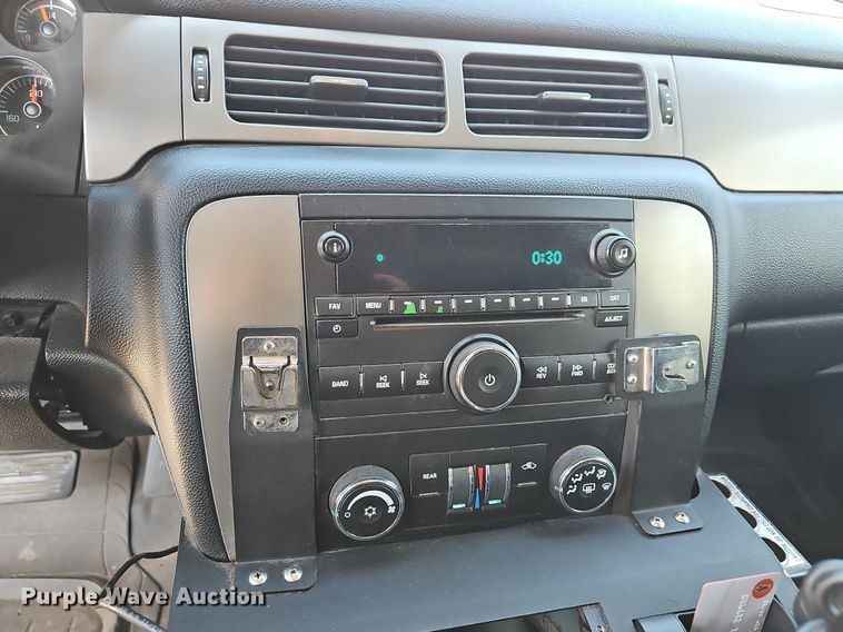 image for item LE9730 2013 Chevrolet Tahoe Police  SUV