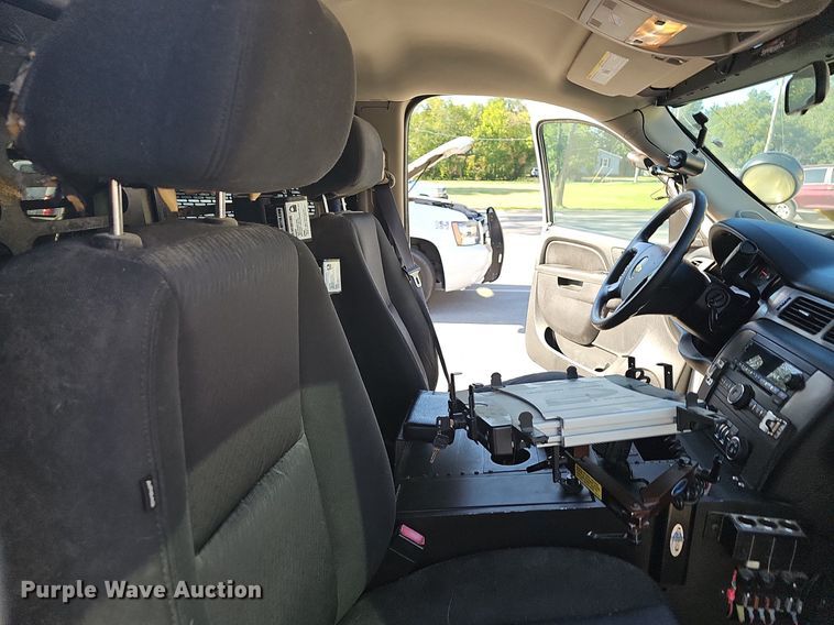 image for item LE9730 2013 Chevrolet Tahoe Police  SUV