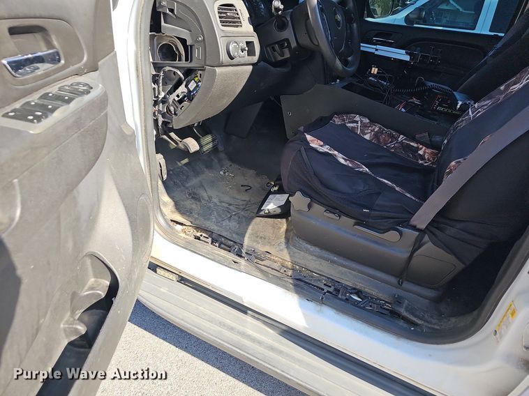 image for item LE9732 2013 Chevrolet Tahoe Police  SUV