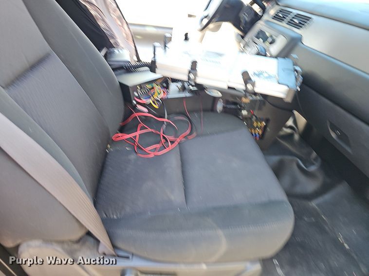 image for item LE9732 2013 Chevrolet Tahoe Police  SUV